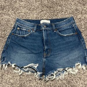 Abercrombie & Fitch High rise Mom short